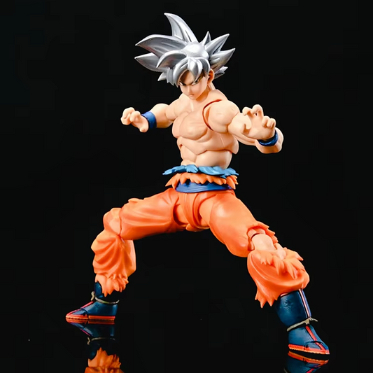 GOKU Figurines